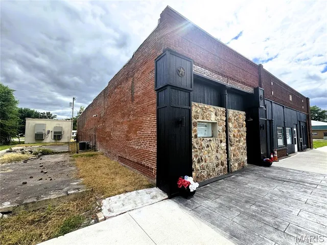 $89,000 | 423 State Street, La Belle, MO 63447