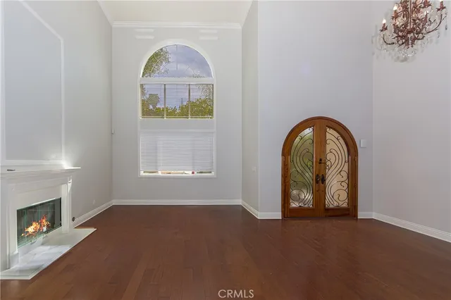 $7,900 | 5217 Etiwanda Avenue, Tarzana, CA 91356