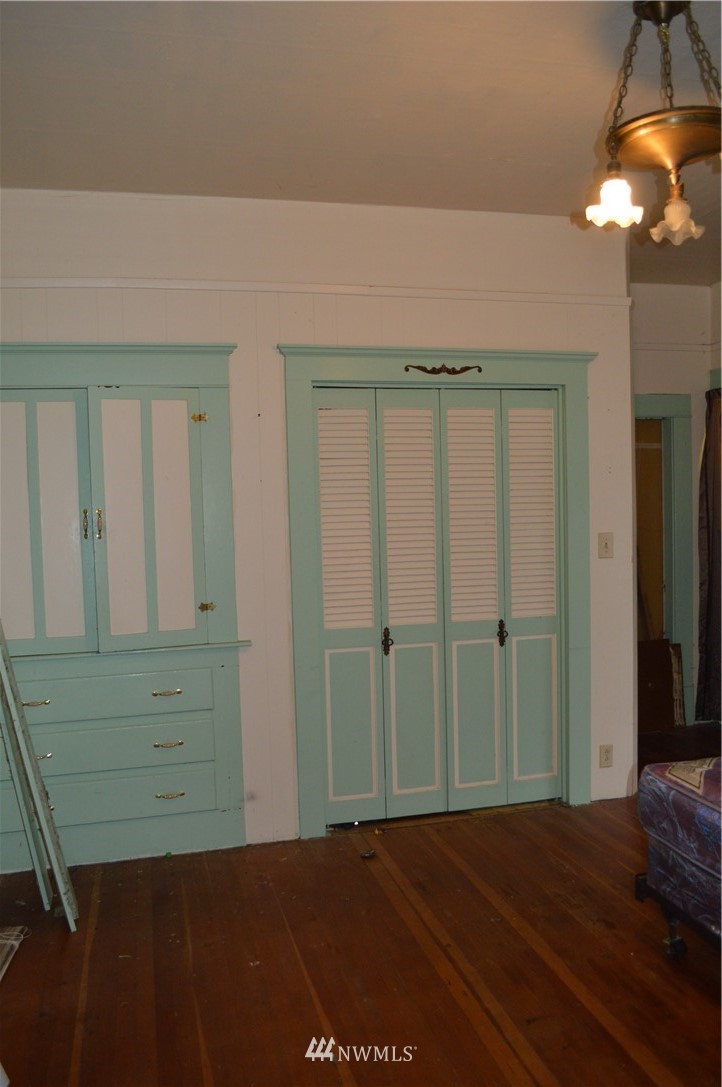 858 Fowler Street Raymond, WA 98577 - Photo 12 of 20 Gallery Image 12