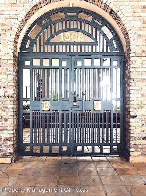 1908 San Antonio Street, Unit 314 Austin, TX 78705 - Photo 2 of 5 a view of front door