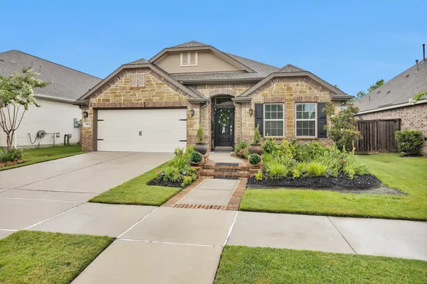 $465,000 | 19114 Longhorn Point Drive, Cypress, TX 77433