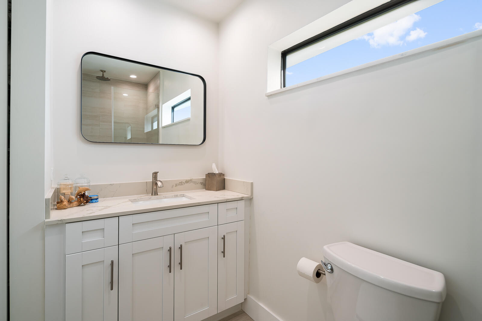 5745 Southwest 54th Terrace Miami, FL 33155 - Photo 17 of 25 Bathroom 3