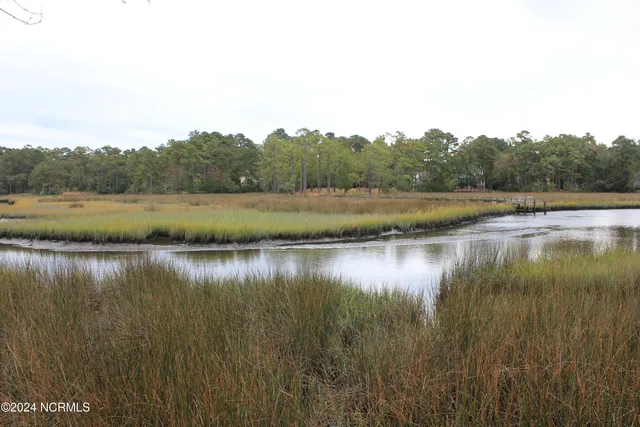 $170,000 | 407 Salt Creek Road, Swansboro, NC 28584