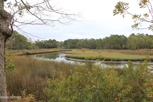 $160,000 | 407 Salt Creek Road, Swansboro, NC 28584