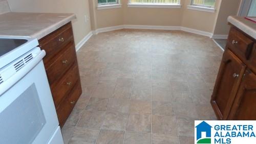 1111 King Arthur Court Alabaster, AL 35007 - Photo 7 of 31