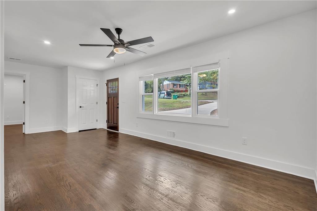 3268 Robin Road Decatur, GA 30032 - Photo 18 of 55