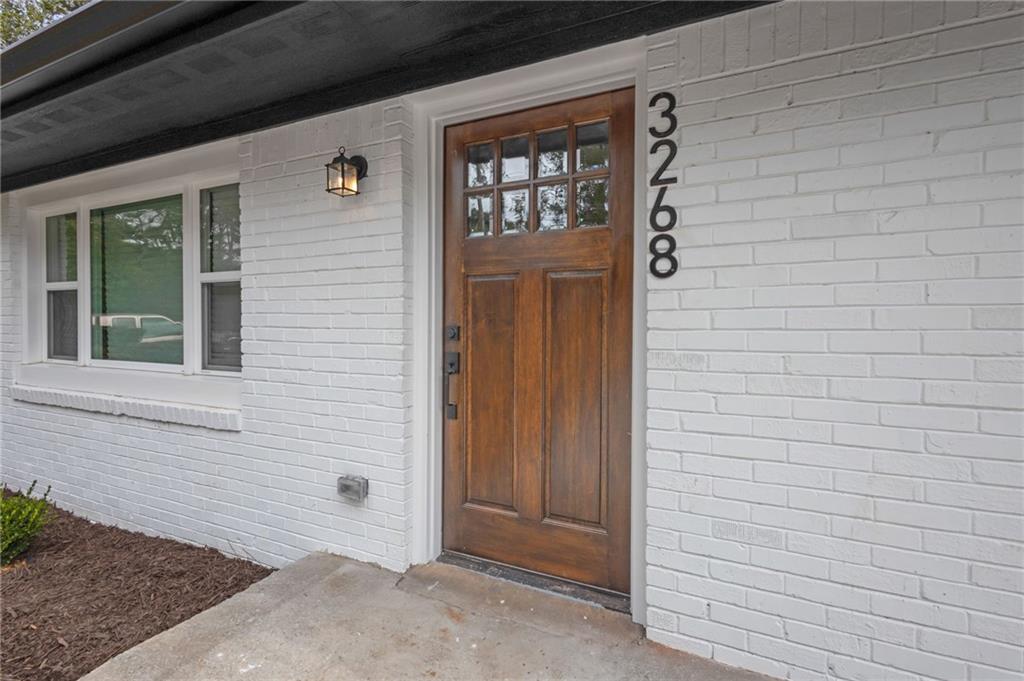 3268 Robin Road Decatur, GA 30032 - Photo 5 of 55