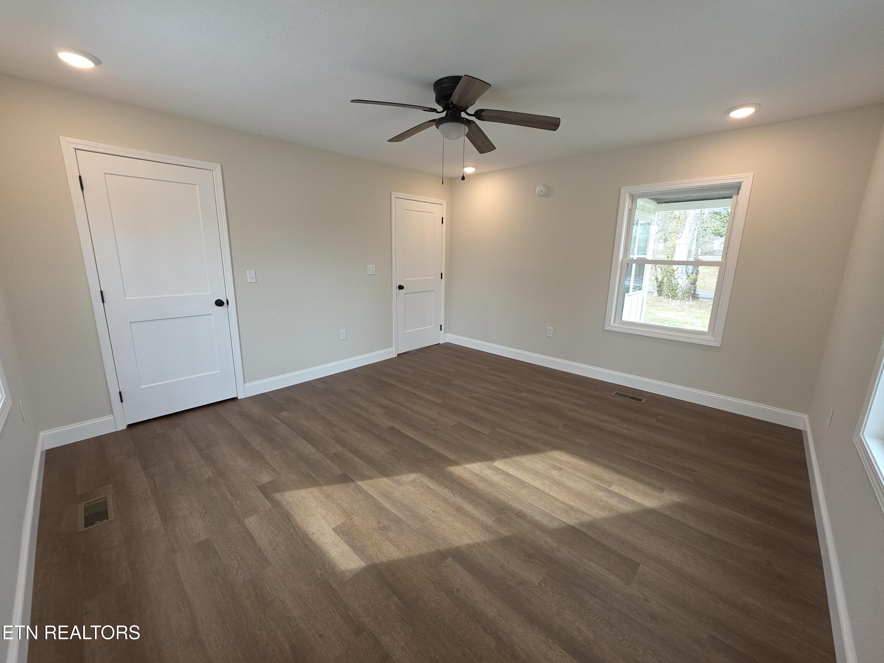 216 Lafayette Street Oneida, TN 37841 - Photo 25 of 43 20260205_144133