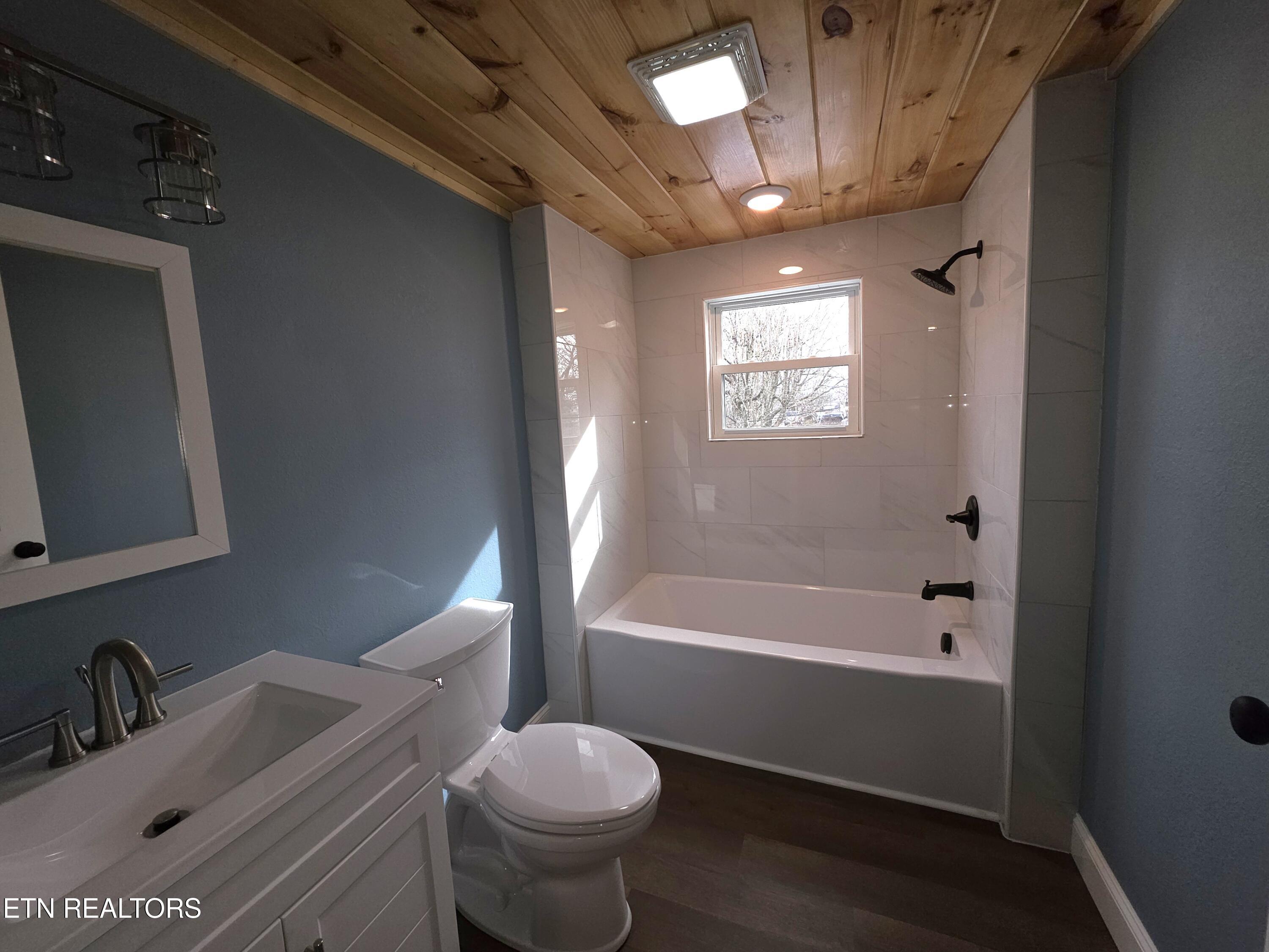 216 Lafayette Street Oneida, TN 37841 - Photo 30 of 33 20260205_144917