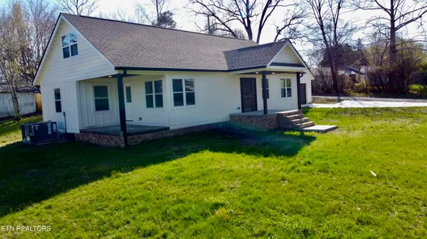 $460,000 | 216 Lafayette Street, Oneida, TN 37841