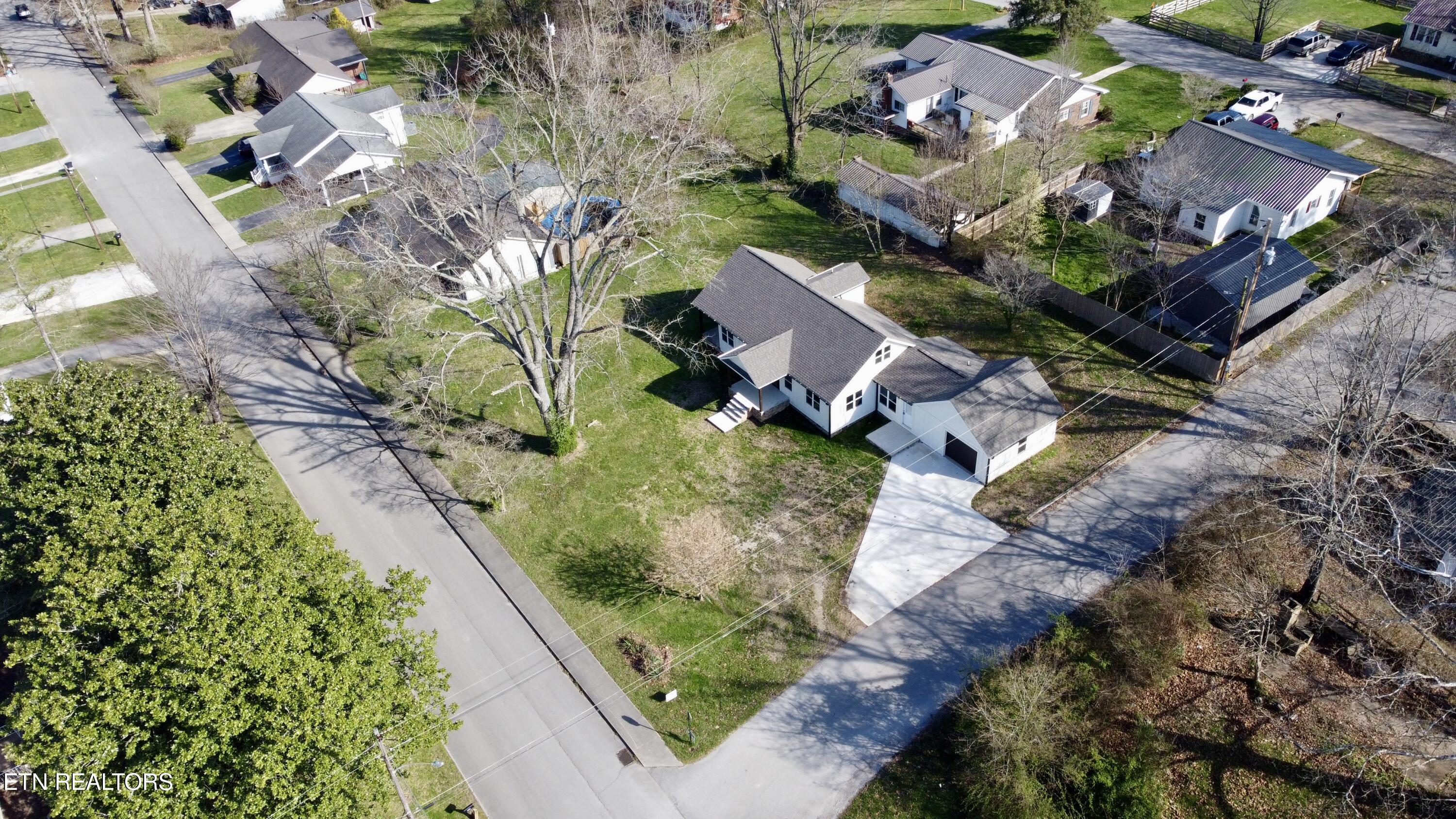 216 Lafayette Street Oneida, TN 37841 - Photo 41 of 43 Photo Mar 19 2026, 4 54 05 PM
