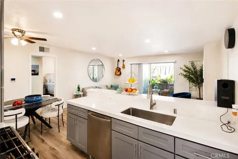 $419,000 | 2849 South Fairview Street, Unit C, Santa Ana, CA 92704