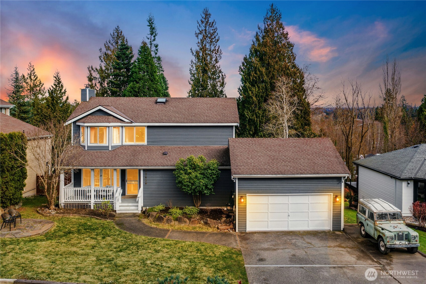 22629 4th Avenue Southeast Bothell, WA 98021 - Photo 1 of 29 a front view of a house with garden