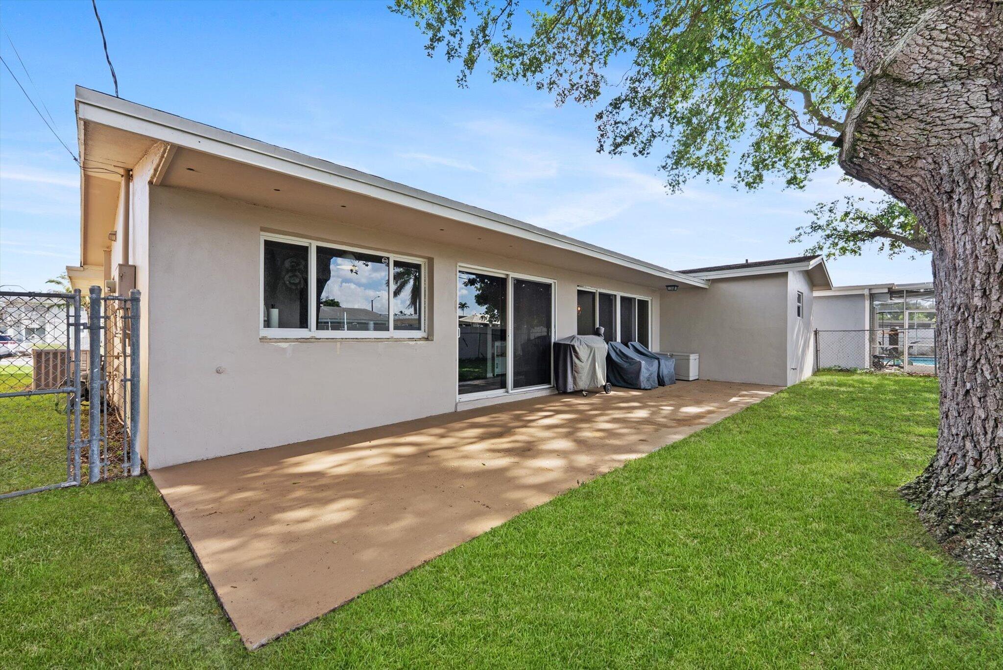 6744 Southwest 34th Court Miramar, FL 33023 - Photo 34 of 36 34-34