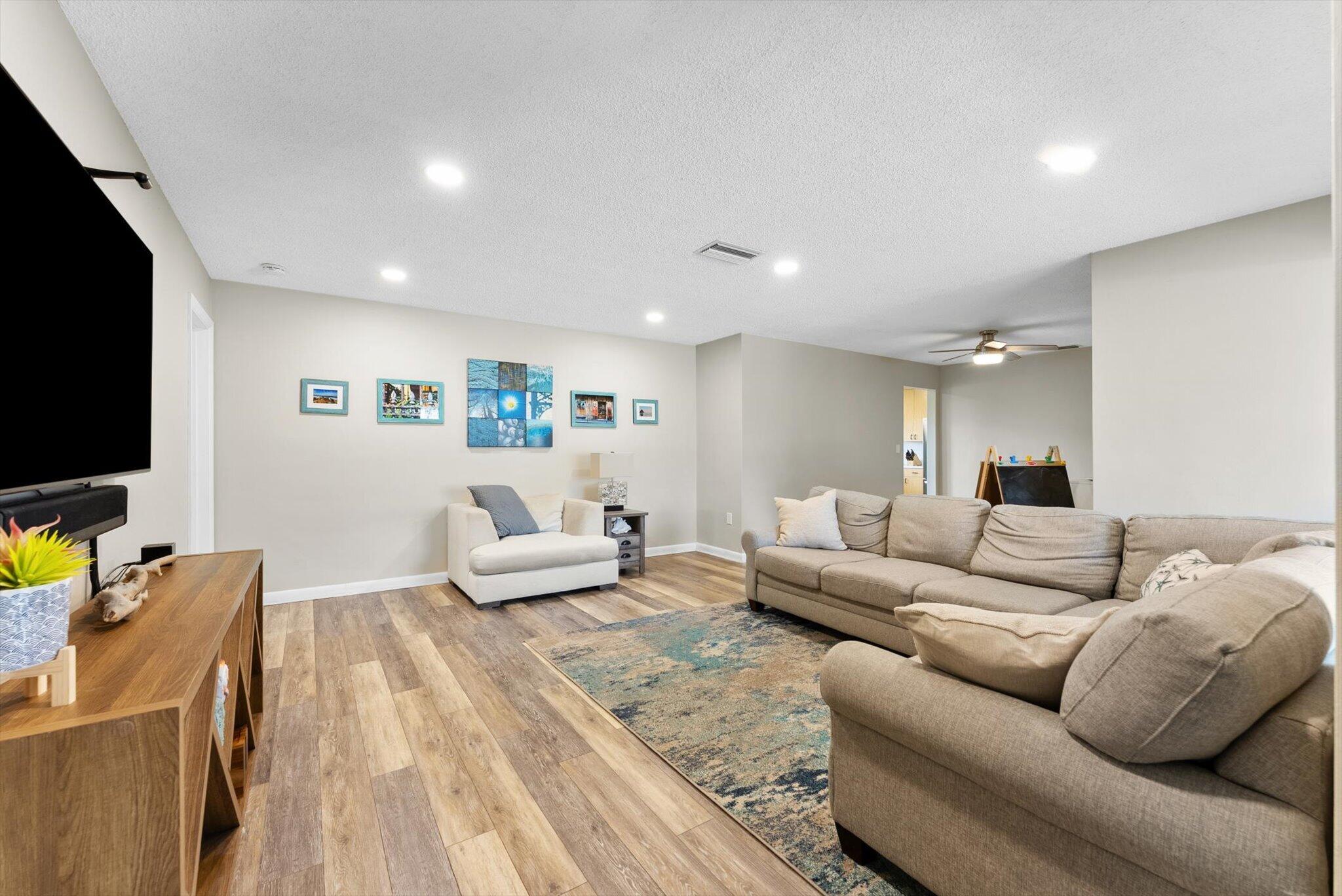 6744 Southwest 34th Court Miramar, FL 33023 - Photo 5 of 36 05-5