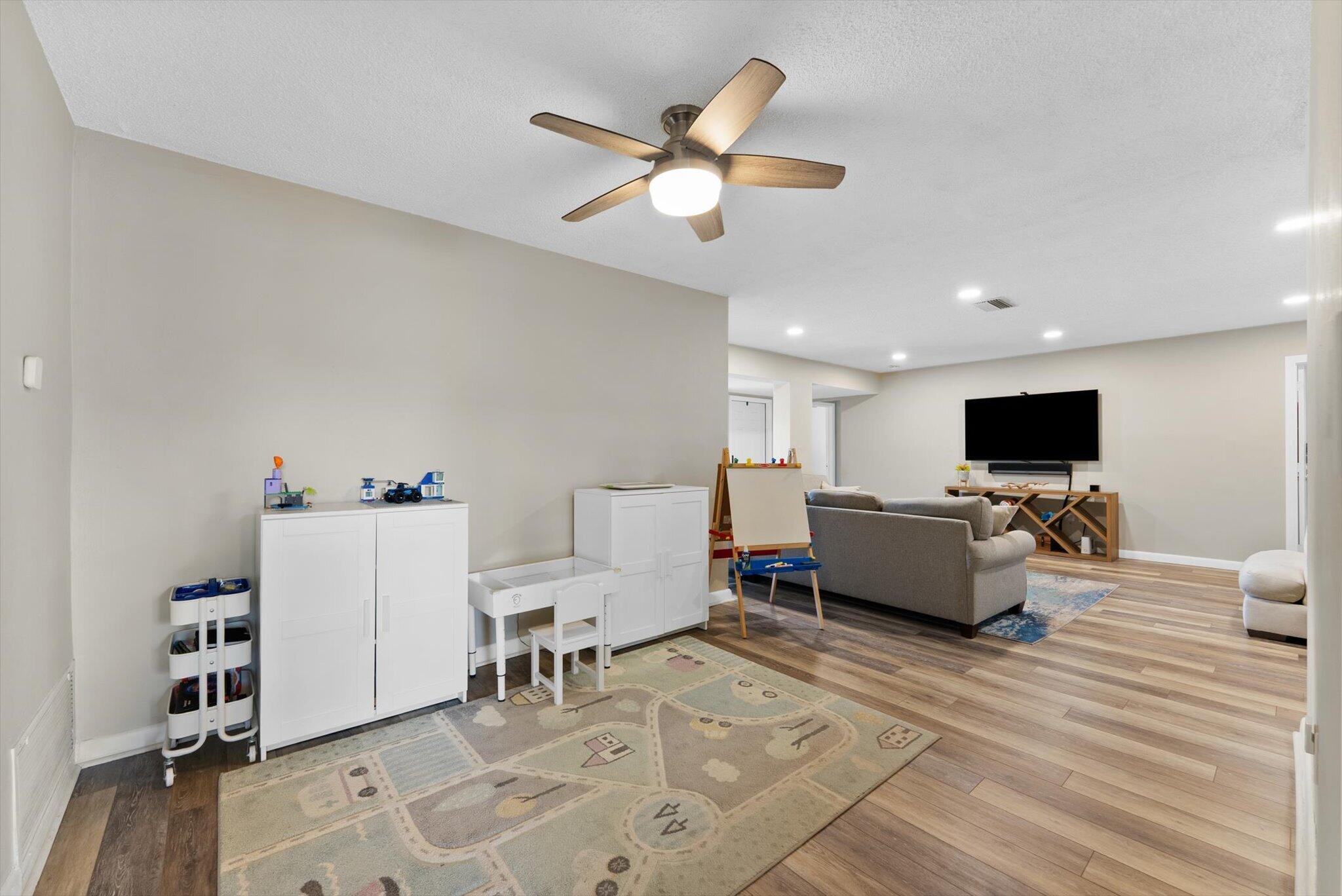 6744 Southwest 34th Court Miramar, FL 33023 - Photo 10 of 36 10-10