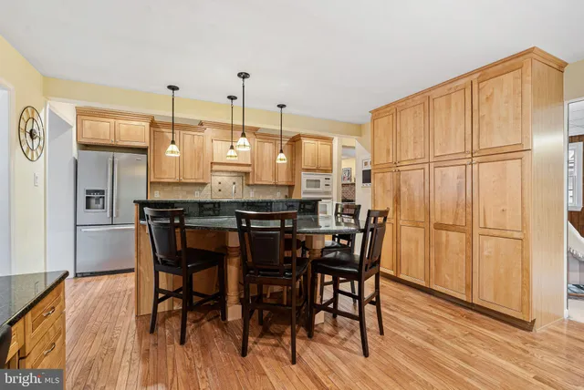 $750,000 | 302 3rd Avenue, Haddon Heights, NJ 08035