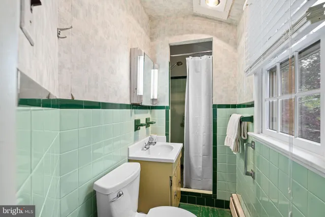 $750,000 | 302 3rd Avenue, Haddon Heights, NJ 08035