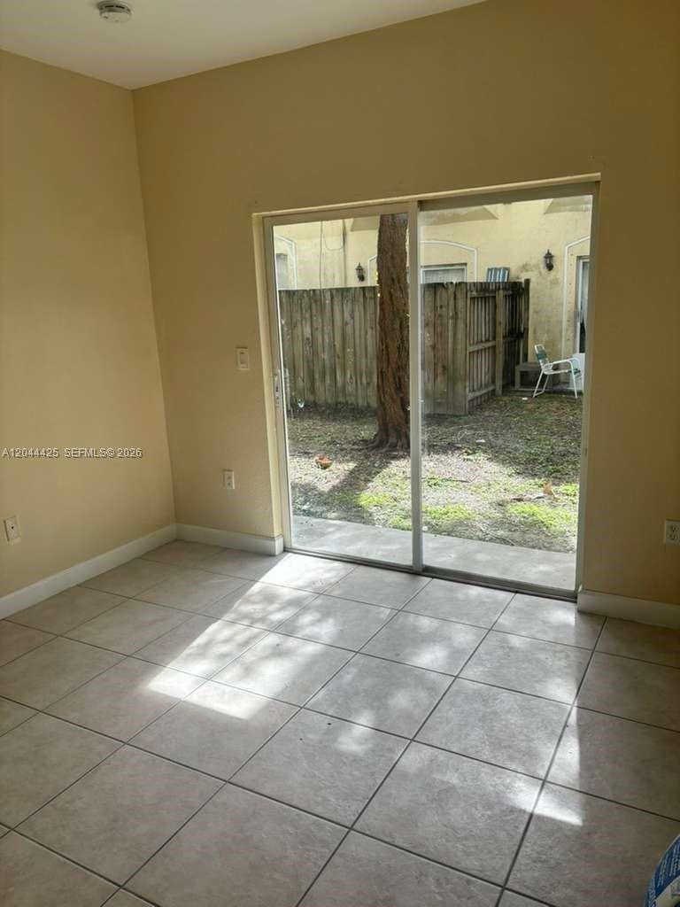 1663 Southeast 27th Drive, Unit 207 Homestead, FL 33035 - Photo 5 of 7