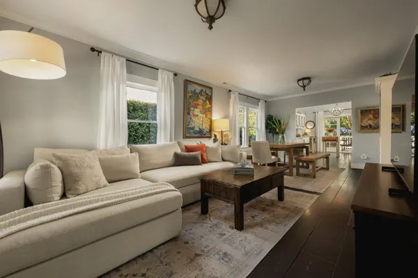 $7,900 | 405 West Sola Street, Santa Barbara, CA 93101