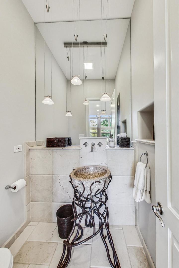 2436 Manor Lane Park Ridge, IL 60068 - Photo 17 of 50