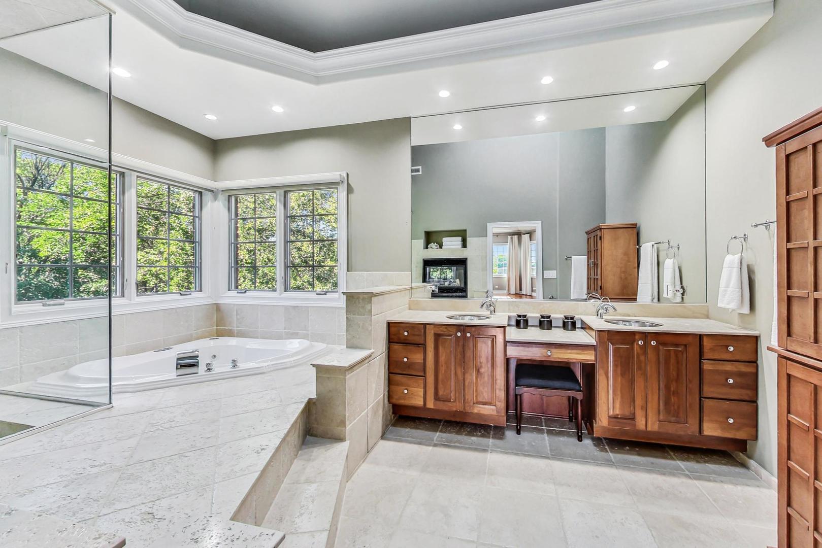 2436 Manor Lane Park Ridge, IL 60068 - Photo 23 of 50