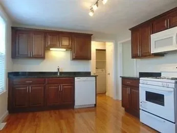 $2,450 | 178 Oliver Street, Unit 1, Malden, MA 02148