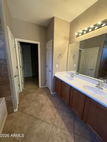 $2,000 | 3760 West Amber Nickole Court, Phoenix, AZ 85086