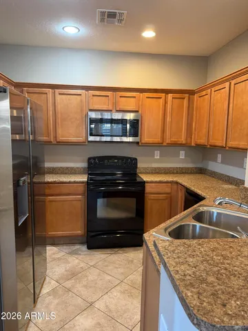 $2,000 | 3760 West Amber Nickole Court, Phoenix, AZ 85086
