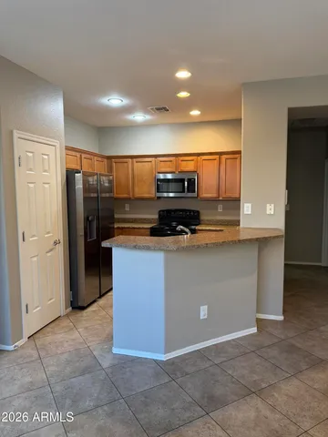 $2,000 | 3760 West Amber Nickole Court, Phoenix, AZ 85086
