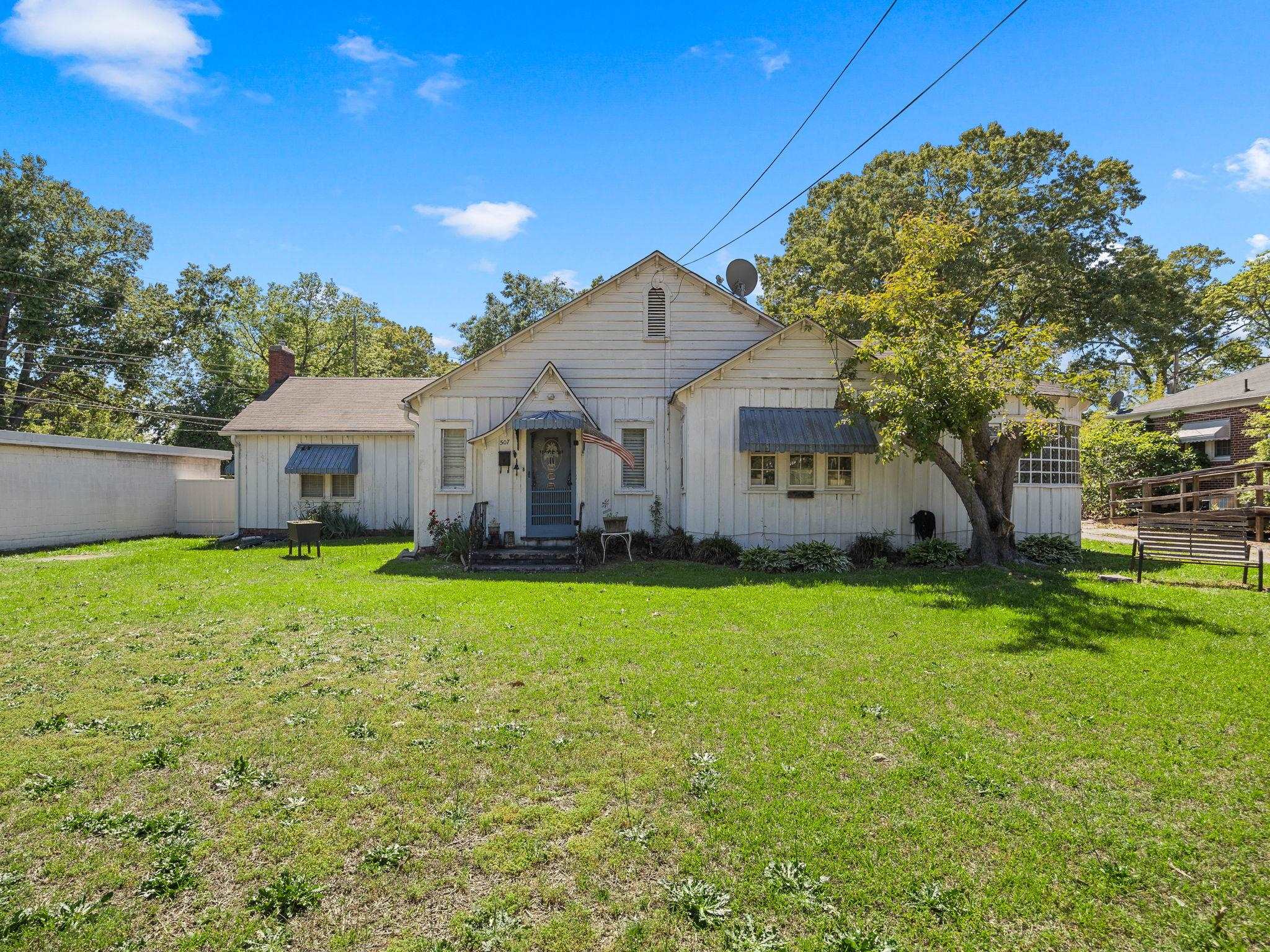 507 Thompson Boulevard Union, SC 29379 - Photo 1 of 33