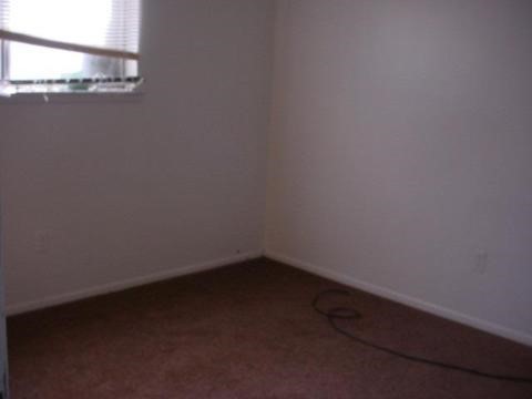 13751 Castleton Detroit, MI 48227 - Photo 2 of 8 168956-1.JPG