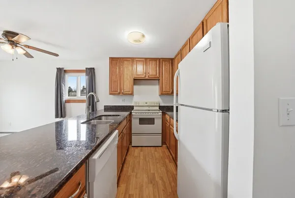 $590,000 | 659 Terry Court, Roselle, IL 60172