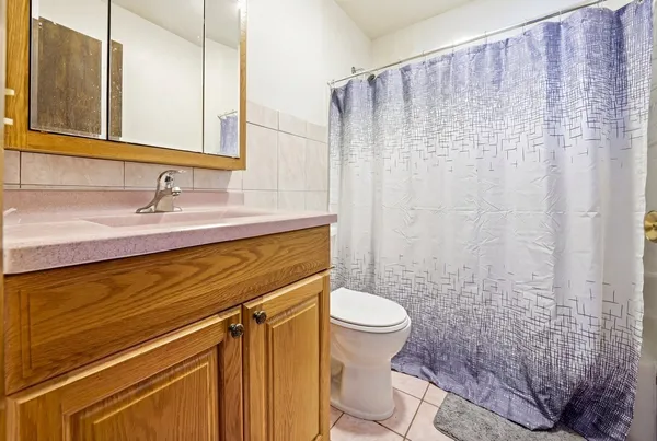 $590,000 | 659 Terry Court, Roselle, IL 60172