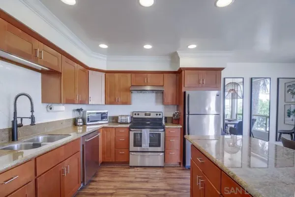 $6,000 | 2915 Lawrence Street, Unit 9, San Diego, CA 92106