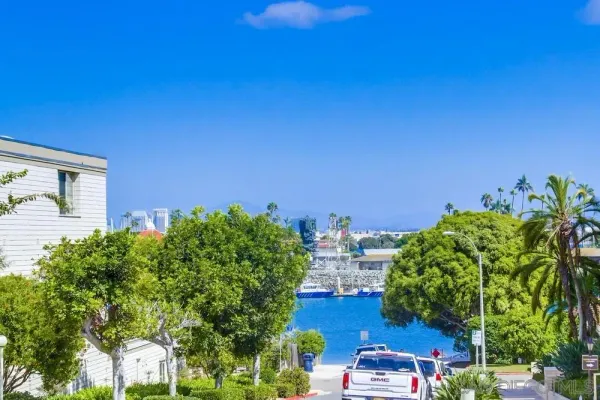 $6,000 | 2915 Lawrence Street, Unit 9, San Diego, CA 92106