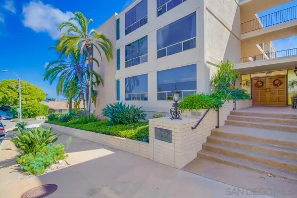 $6,000 | 2915 Lawrence Street, Unit 9, San Diego, CA 92106