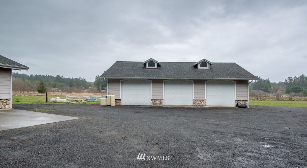 400 Chilvers Road Chehalis, WA 98532 - Photo 2 of 25