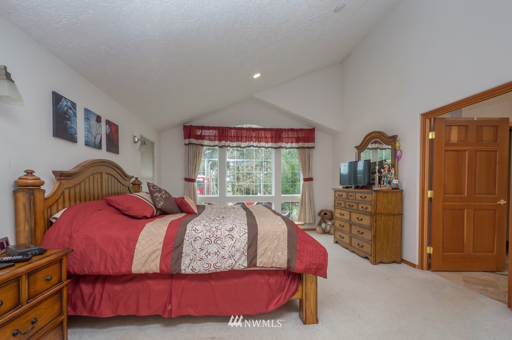 400 Chilvers Road Chehalis, WA 98532 - Photo 13 of 25