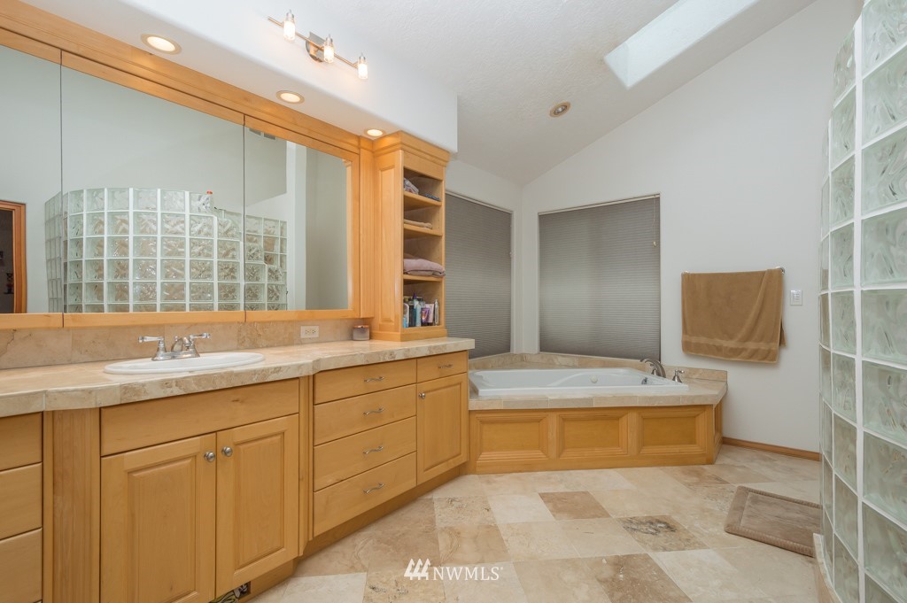400 Chilvers Road Chehalis, WA 98532 - Photo 16 of 25