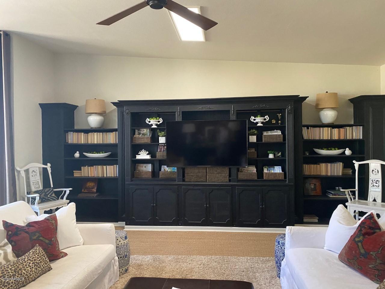 49 East Boca Raton Road Phoenix, AZ 85022 - Photo 10 of 44 Great Room with Built-In