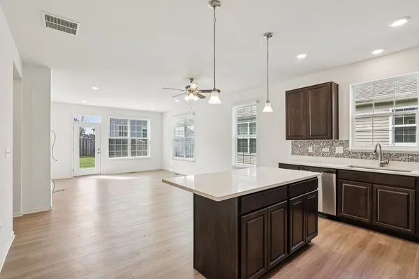 $325,000 | 8122 Arlington Lane, Joliet, IL 60431