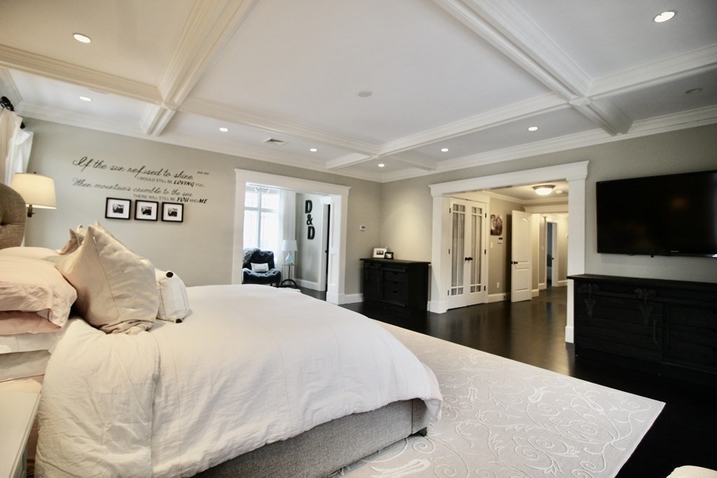 36 Juniper Hill Road Waltham, MA 02452 - Photo 20 of 41 Gallery Image 20
