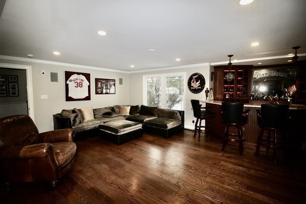 36 Juniper Hill Road Waltham, MA 02452 - Photo 24 of 41 Gallery Image 24