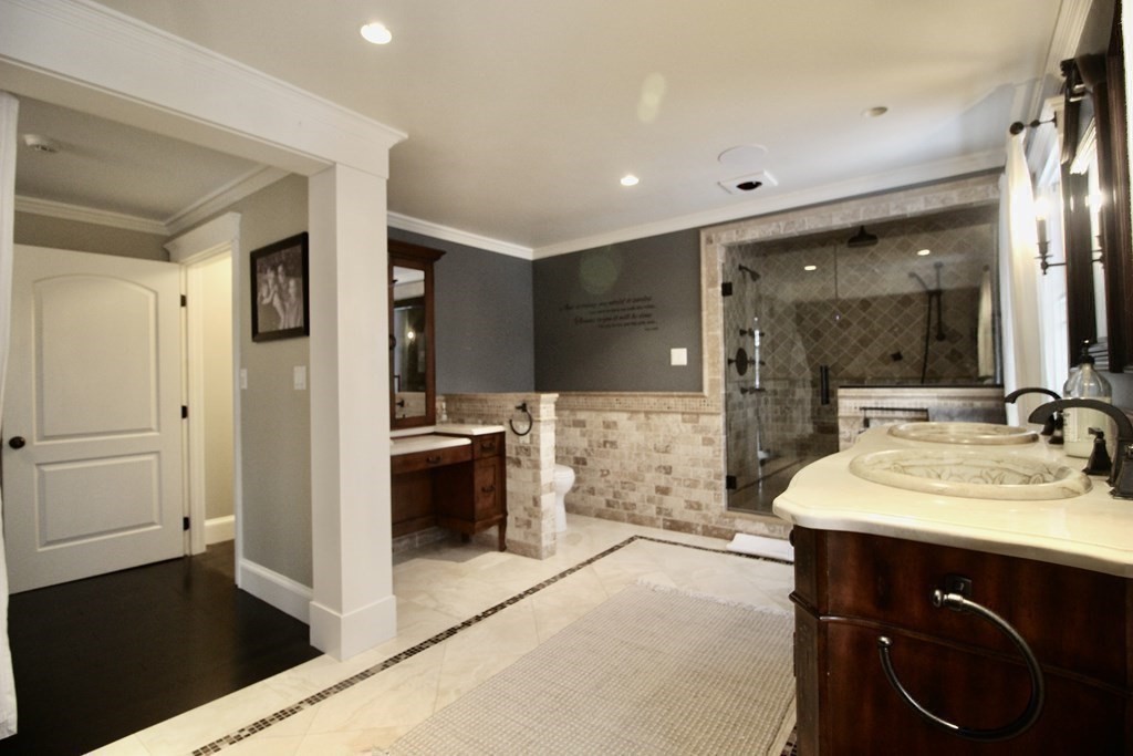 36 Juniper Hill Road Waltham, MA 02452 - Photo 32 of 41 Gallery Image 32