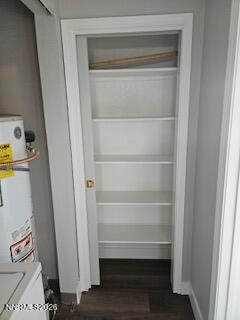 312 East Taylor Street Reno, NV 89502 - Photo 18 of 29 Apt. B Hall Closet