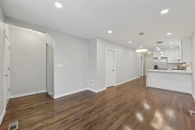 $559,000 | 4904 West 31st Street, Cicero, IL 60804