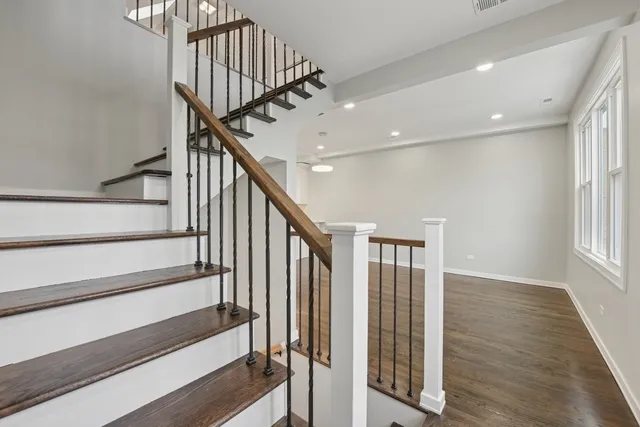 $559,000 | 4904 West 31st Street, Cicero, IL 60804