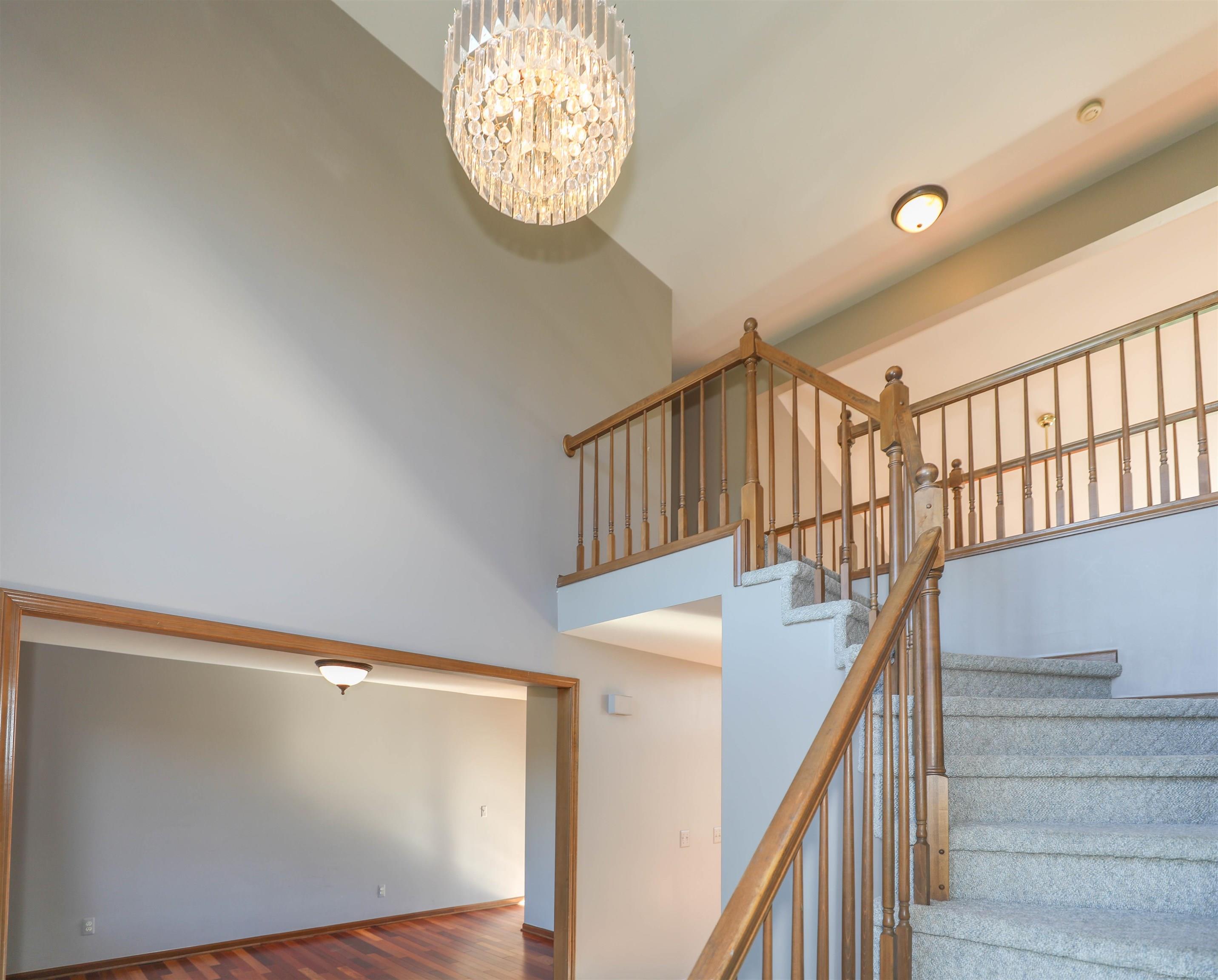 8065 Short Cut Road Fair Haven, MI 48023 - Photo 6 of 39 Foyer 2