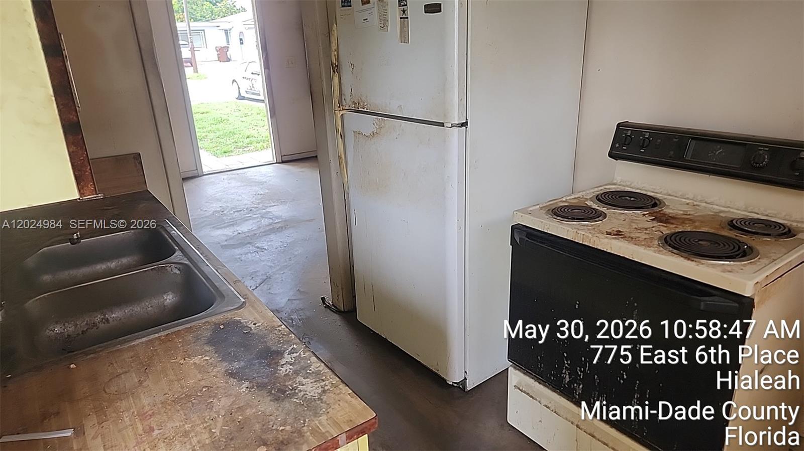 775 East 6th Place Hialeah, FL 33010 - Photo 4 of 27